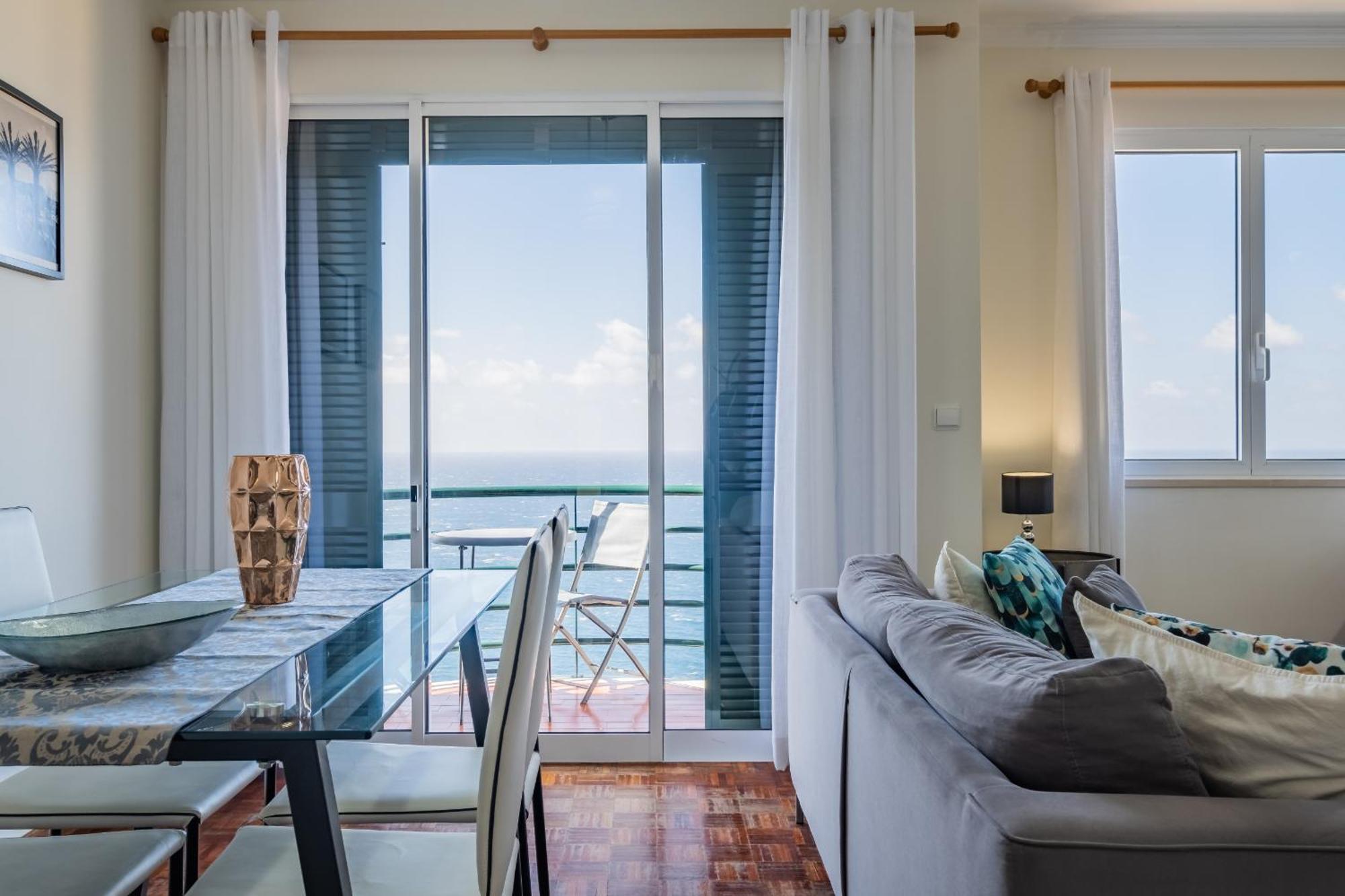 Апартаменти Sea View - By Wehost Камара-де-Лобуш Екстер'єр фото